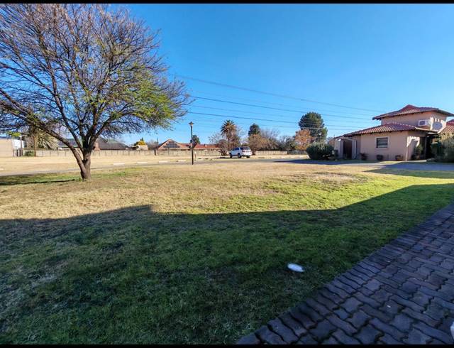244M² VACANT LAND FOR SALE IN RISIVILLE